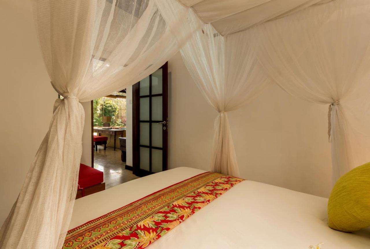 Villa Eight Seminyak Buitenkant foto