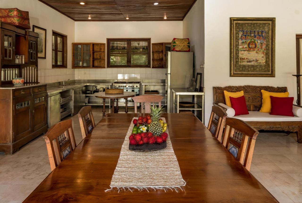 Villa Eight Seminyak Buitenkant foto