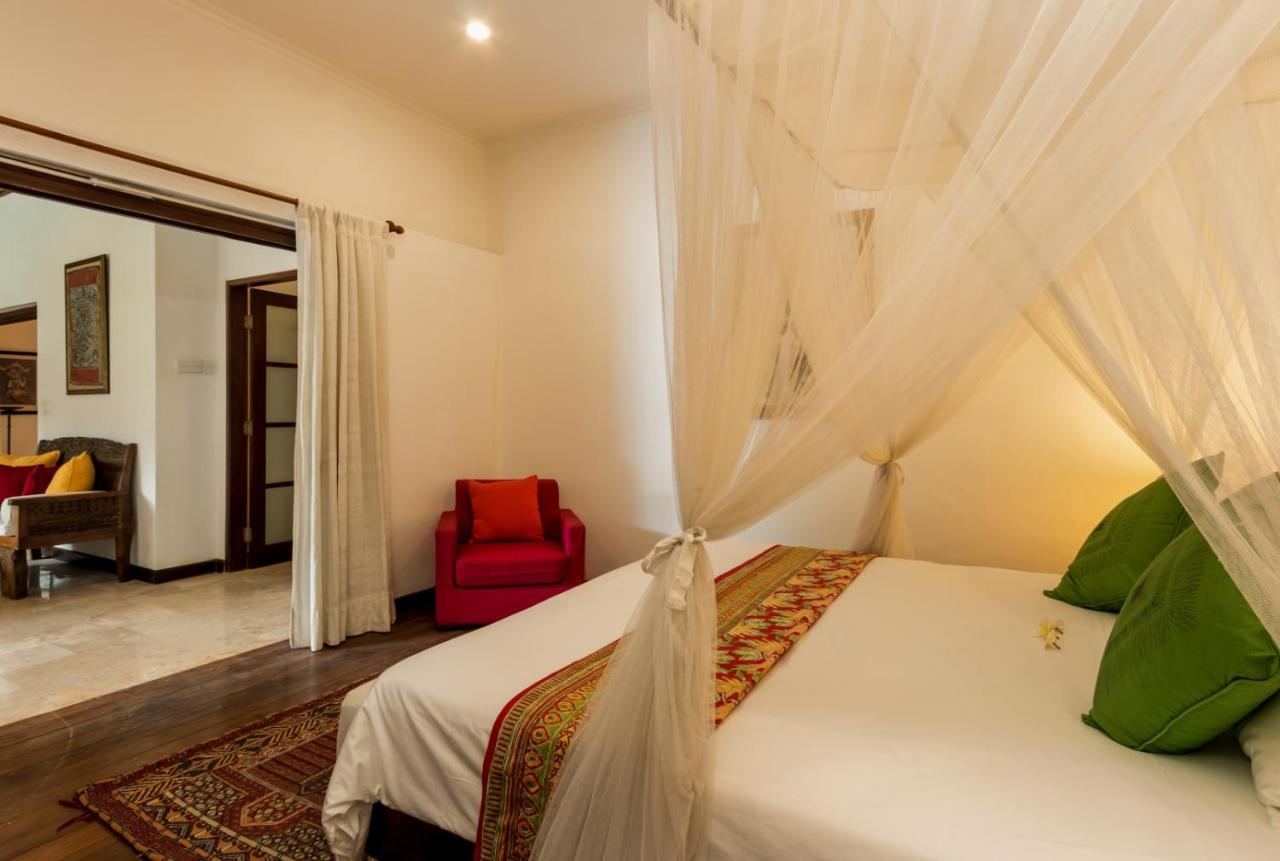 Villa Eight Seminyak Buitenkant foto