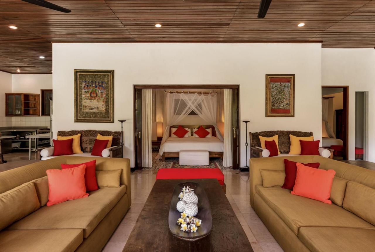 Villa Eight Seminyak Buitenkant foto