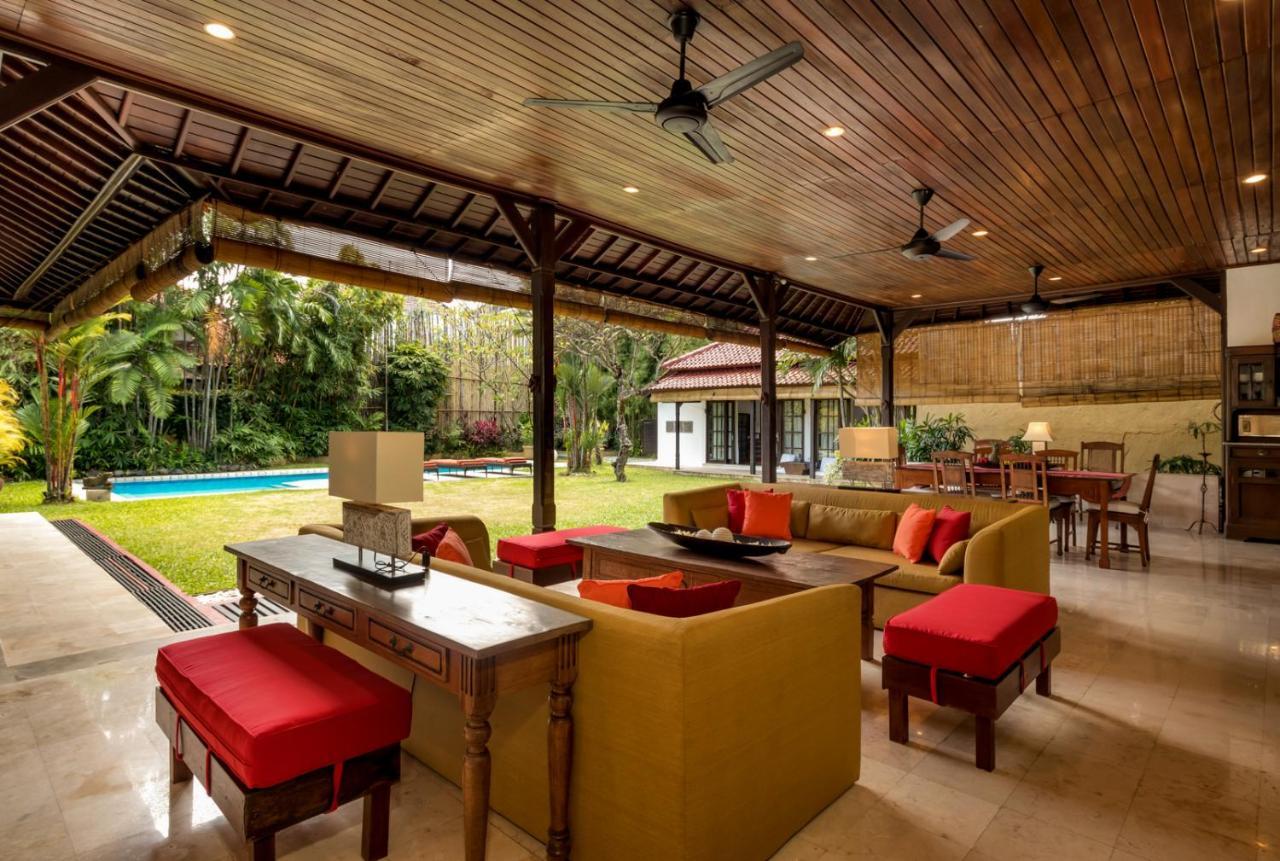 Villa Eight Seminyak Buitenkant foto