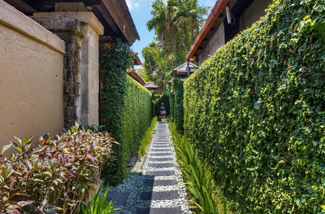 Villa Eight Seminyak Buitenkant foto
