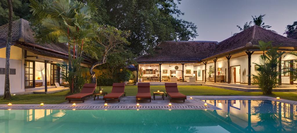 Villa Eight Seminyak Kamer foto
